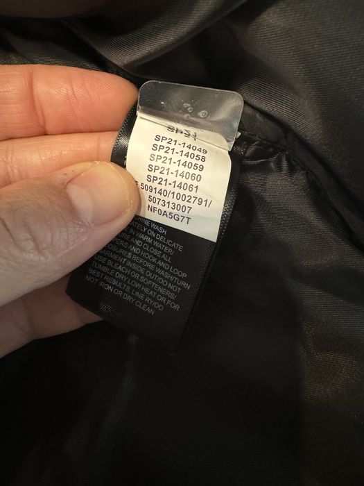 Supreme x The North Face tamanho S
