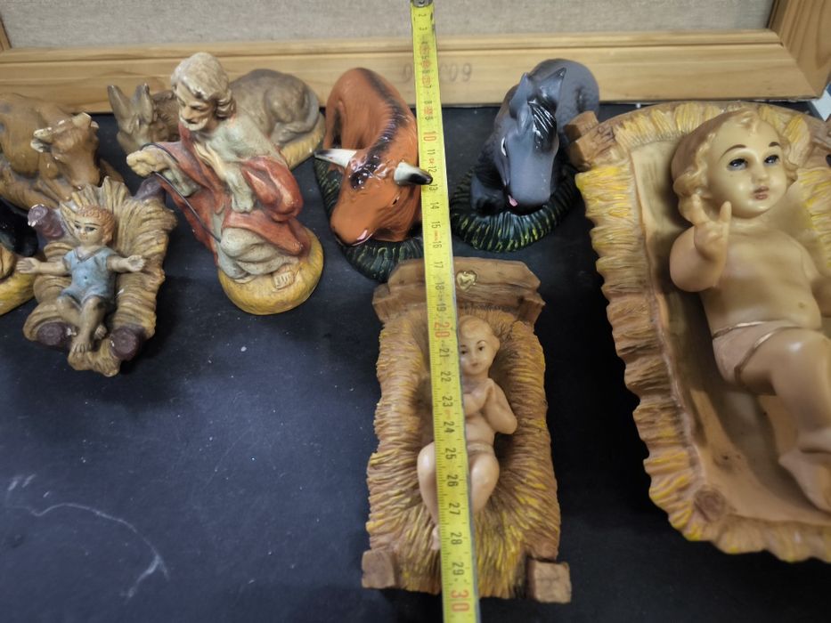 Figuras de presépio diversas 9ud