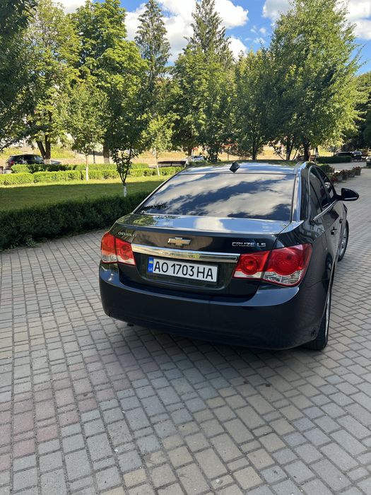 Chevrolet Cruze Ls 2011
