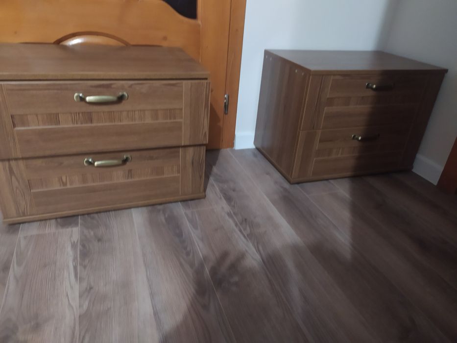 Приліжкові тумби
