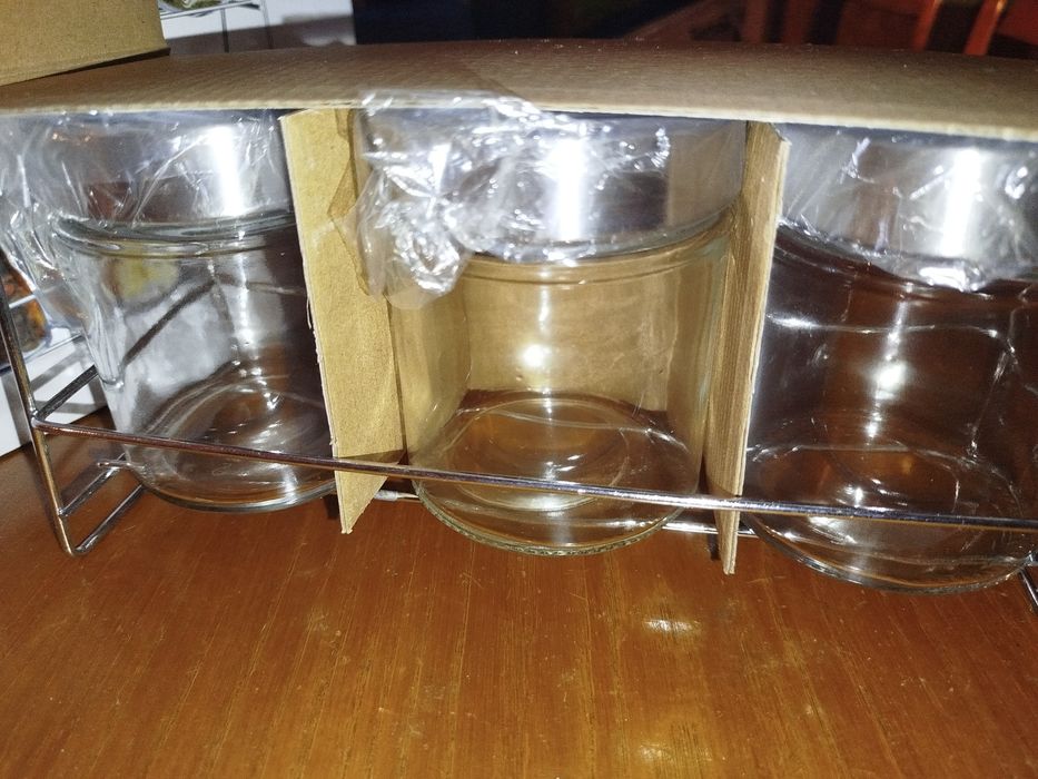Spice Rack with Storage Jars512484503548733442