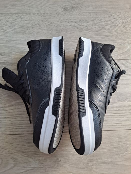 Buty sportowe adidas