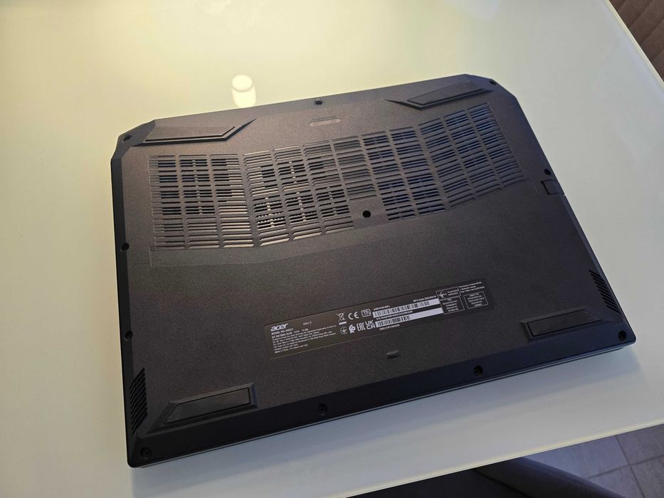 Laptop Acer Nitro 5 AN515-58-53F4