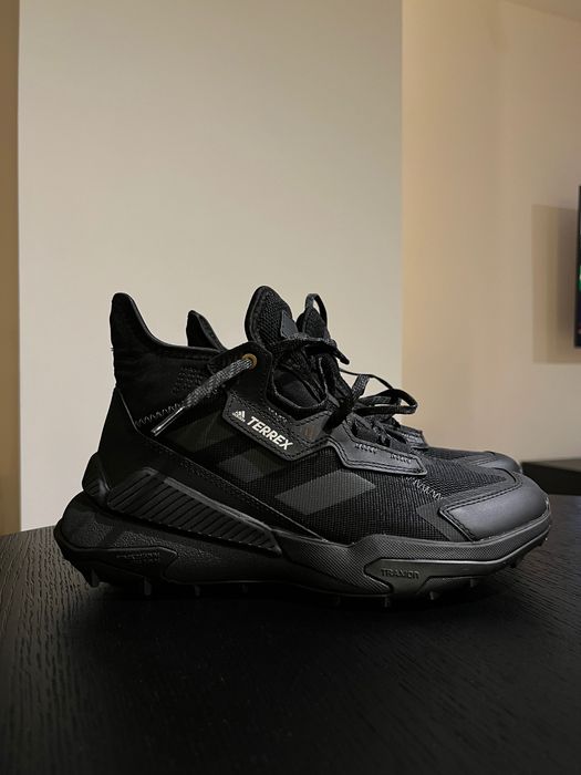 Buty adidas Originals Terrex Hyperblue Mid