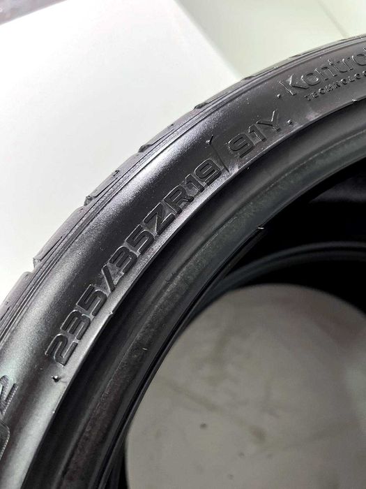 Pneus Hankook Ventus V12 Evo2 - 235/35/19 - Excelentes