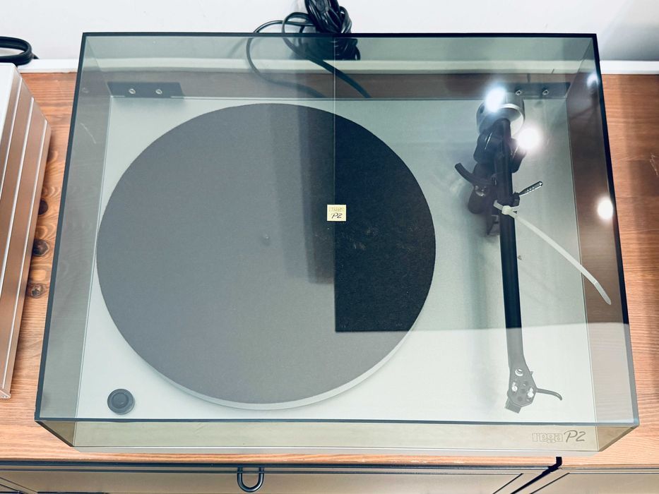 ‼️ Rega P2 Planar 2 виниловый проигрыватель England, легендарный тонарм RB250 ℹ️ головка Audio-Technica, дымчатая крышка, привезён из Германии