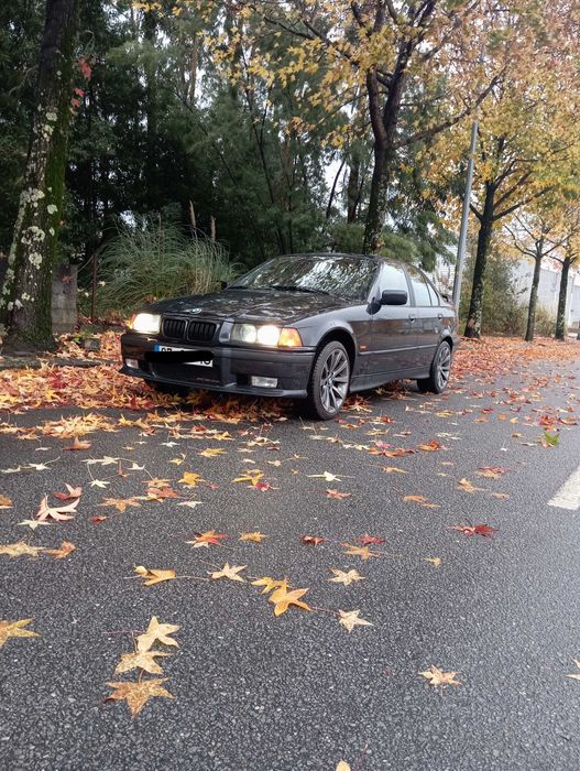 BMW SÉRIE 3 (E36) 318is