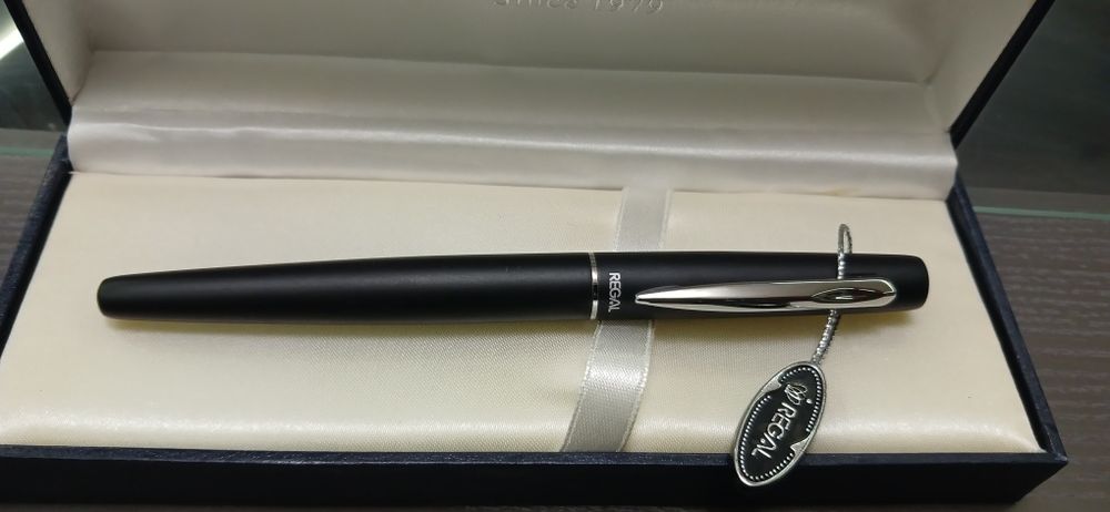 Перова ручка REGAL R80100.L.F