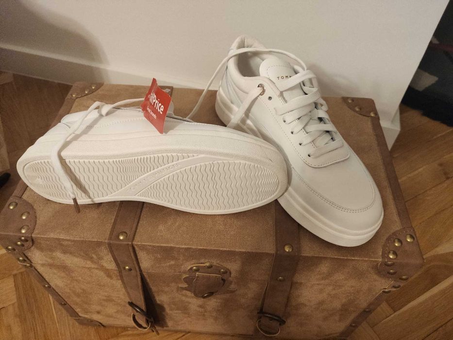 Nowe!!! skórzane sneakersy Tommy Hilfiger