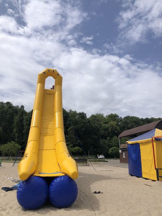 Гірка водна надувна