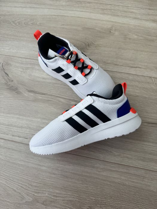 Дитячі кросівки 10 us Adidas 27  ОРИГІНАЛ 17  см снікерси