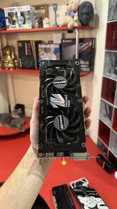 Видеокарта GTX 1070 8GD5 INNO3D нерабочая