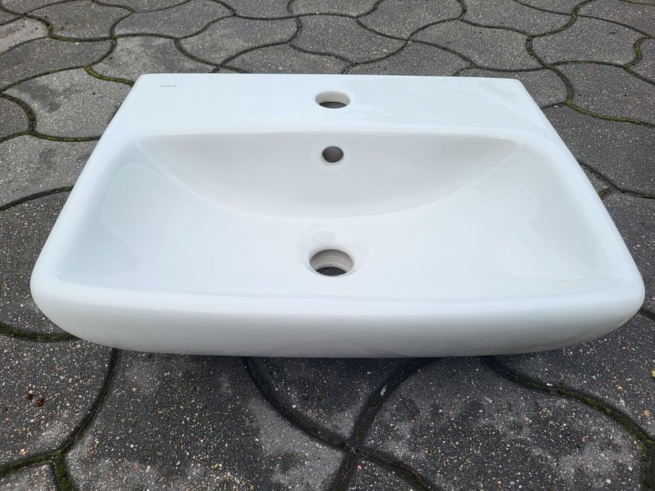 Umywalka łazienkowa Koło 45x35 z otworem na kran nowa