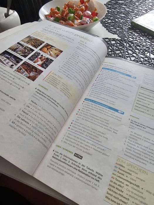 Trends 2 A1 podręcznik liceum i technikum