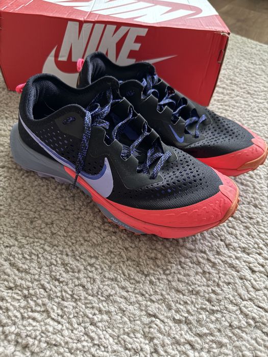 Кросівки Nike 37 р