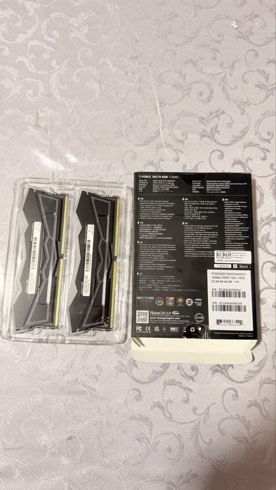 Memória RAM TeamGroup DDR5 RGB 7200MHz