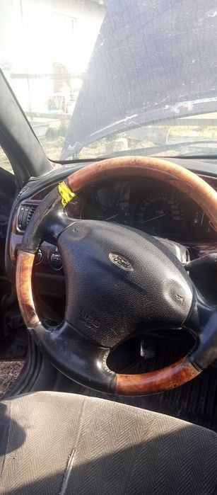 Продам автомобіль Форд ескорт 1.8тді 1996 рік