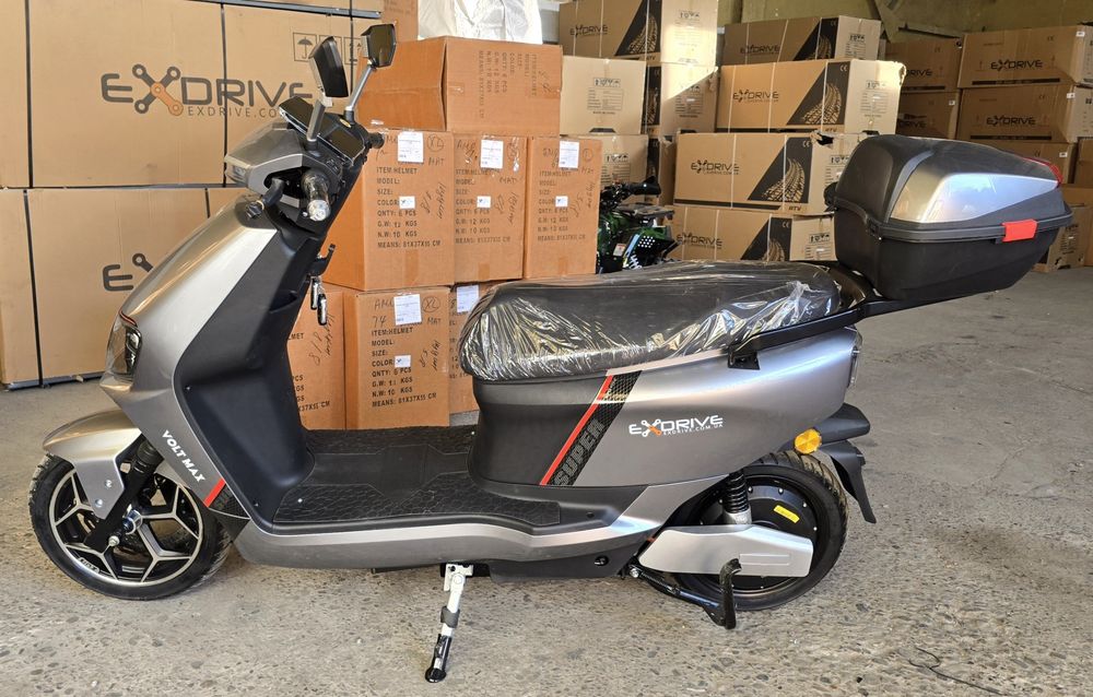 НОВЫЕ электро скутеры 2000 Ватт с батареей 28 а/ч!  VOLT MAX 2025 год!