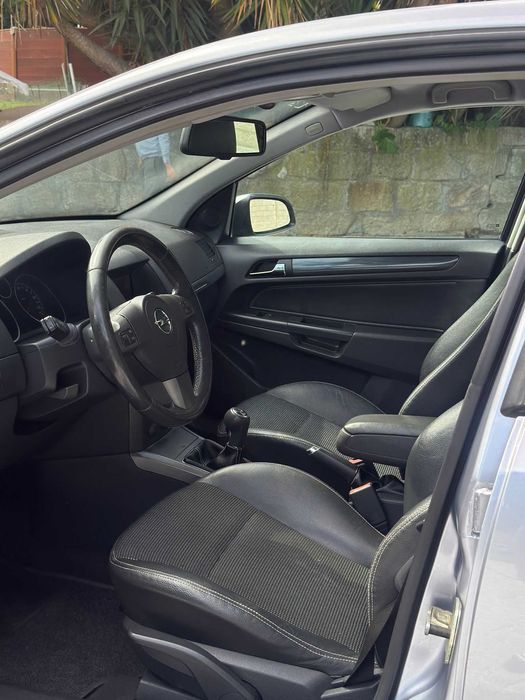 Opel Astra 1.7 CDTI Cosmo Nacional 140.000 km Muito Estimado