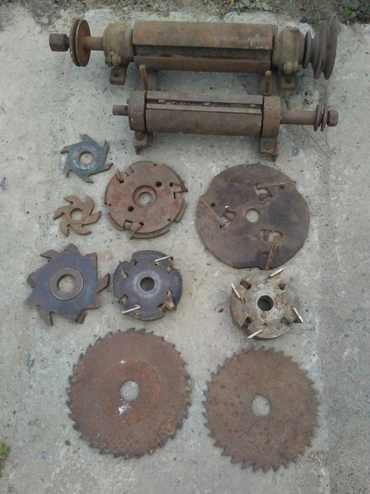 Вал на фуганок,циркулярку: 1 000 грн. - Електроінструмент Суми на Olx