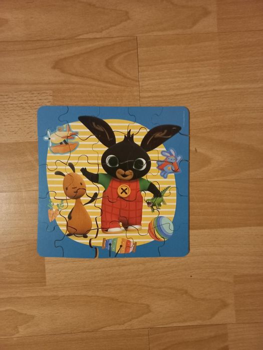 Puzzle Mikołaj i Bing