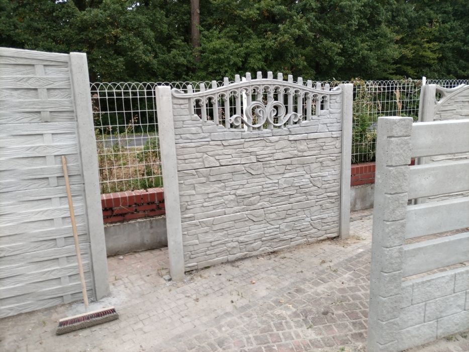 Ogrodzenie płyty płoty beton przęsła ogrodzeniowe