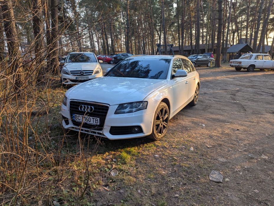 Audi a4 b8 2008  2.0 диз/мех