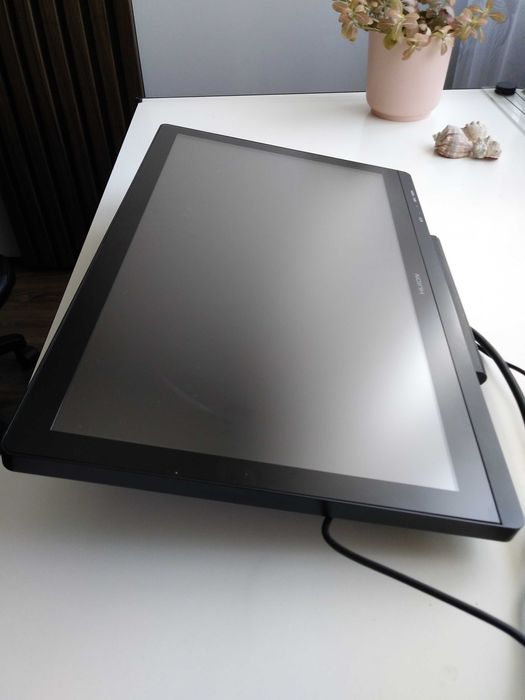 Tablet Huion Kamvas 20 - mało używany w idealnym stanie