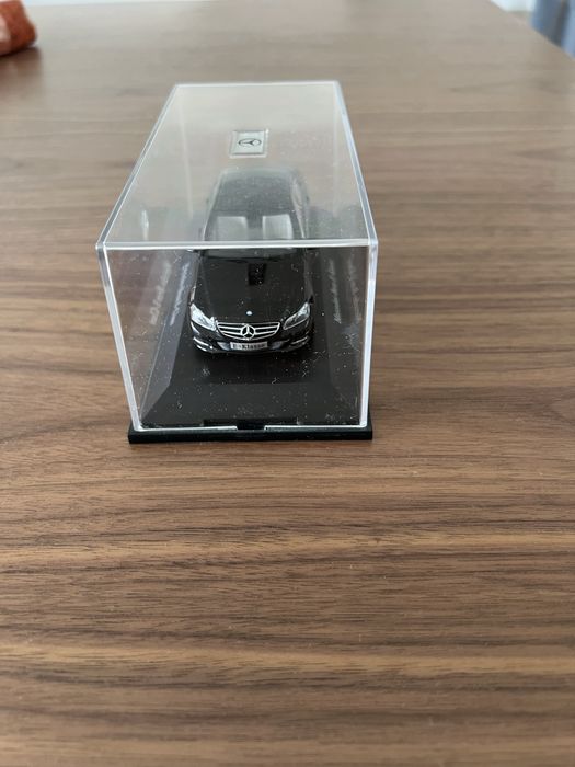 Miniatura Mercedes Benz Classe E