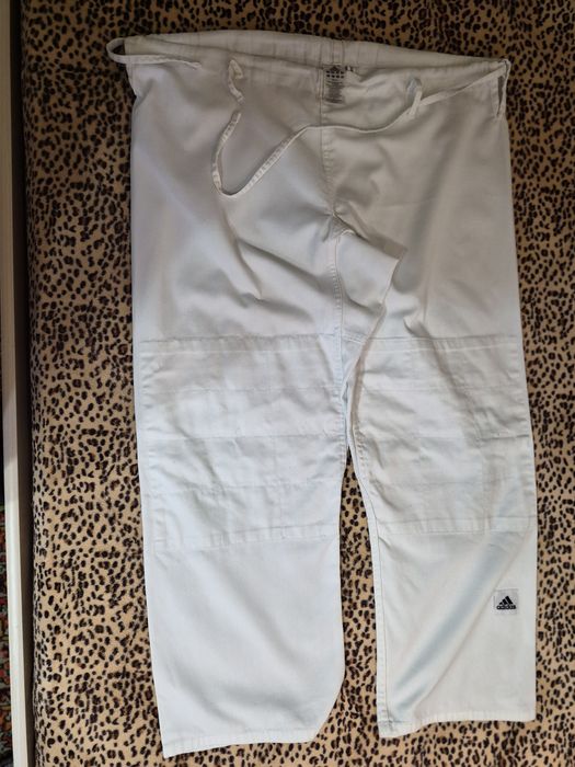 Продам кiмоно ADIDAS J500