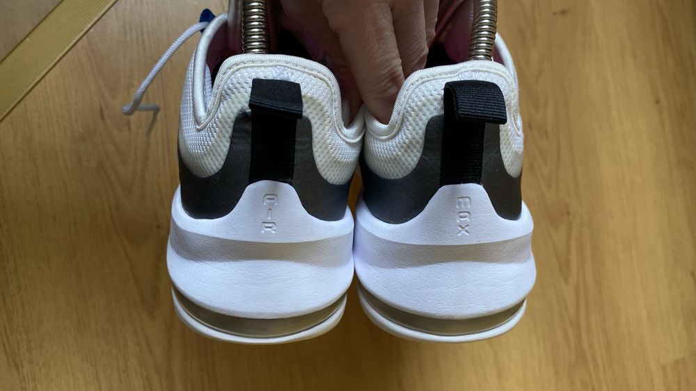 Кросівки Nike Air Max Axis кросівки NIKE