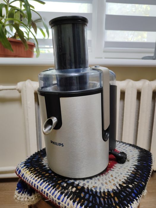 Соковитискач Philips HR 1861