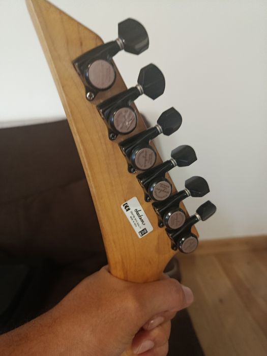 Guitarra Jackson King V - Com bag
