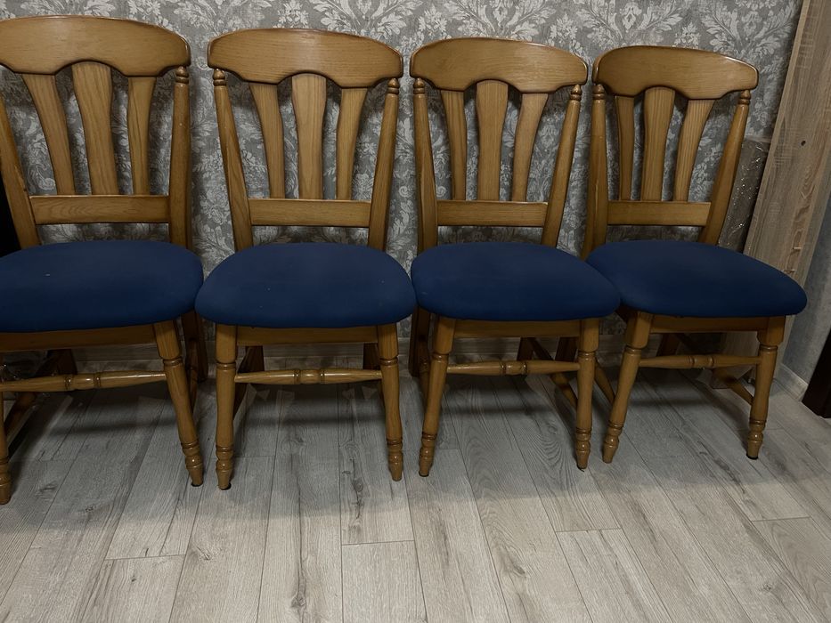 Комплект кухонний стільці 4 шт