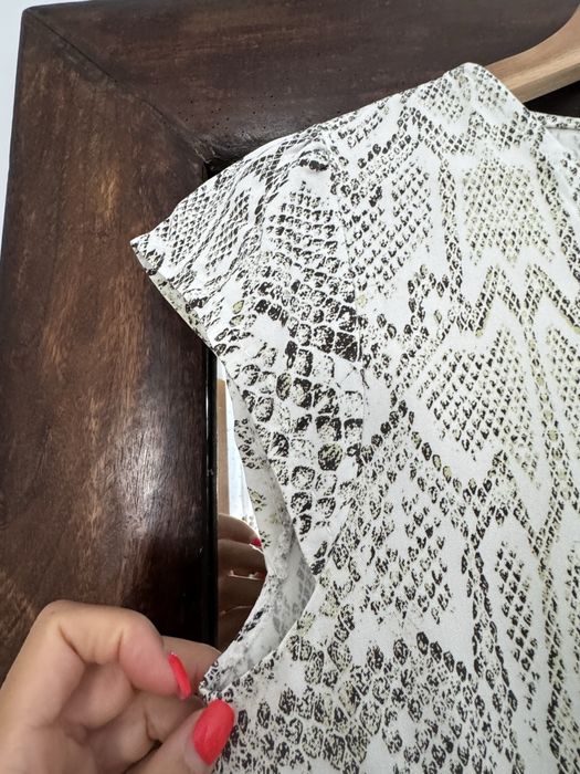 Vestido padrao serpente