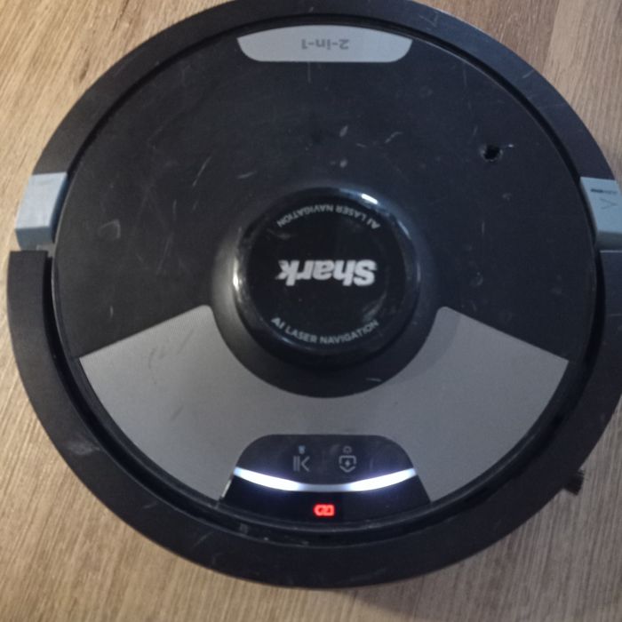 2xSHARK RV2600 LFEU 30, uszkodzony