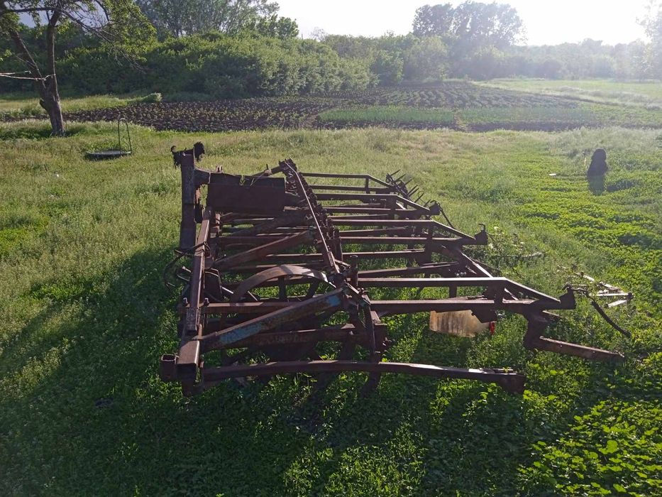 Продам культіватор до трактора.
