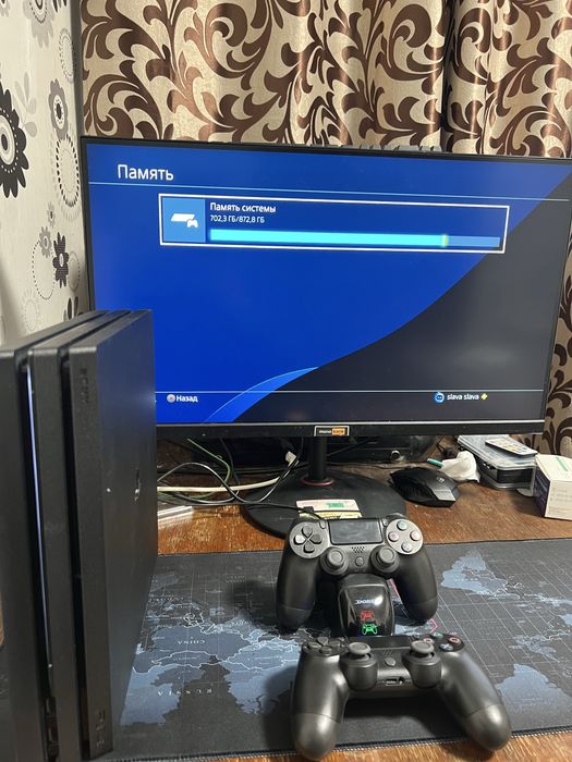 PlayStation 4 Pro 1TB CUH 7208B