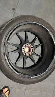 диски с резиной 235/40 Р 19 камри 70