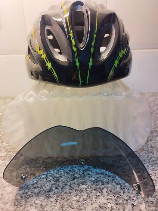 Capacete Ciclismo C/Viseira Magnético PJT