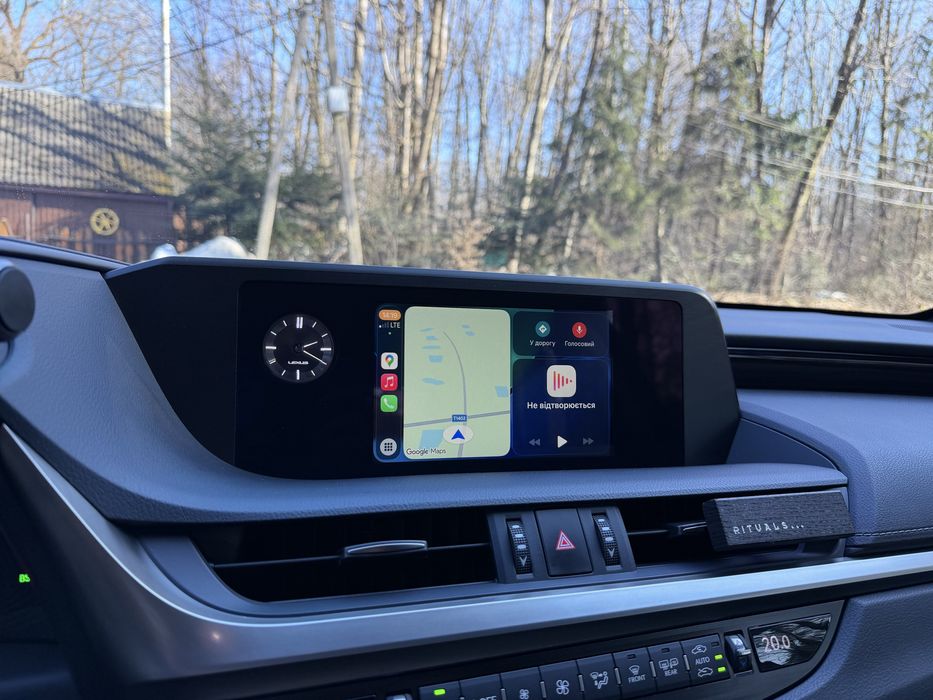 Lexus es 350, офіційна, сервісна історія, багато додаткових вкладень