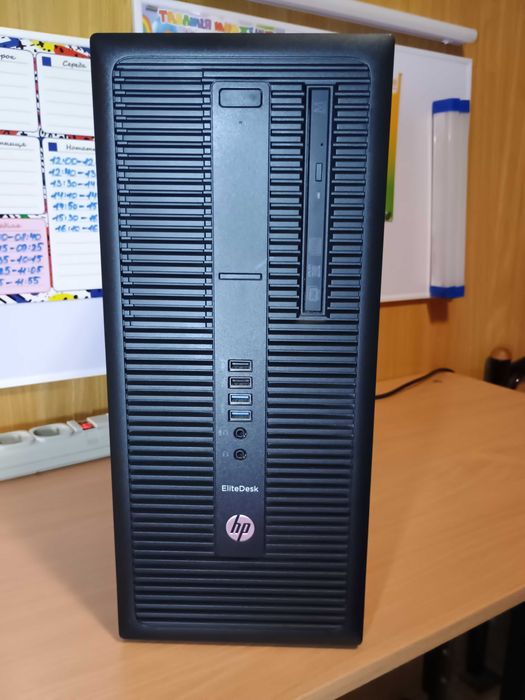 Комп HP EliteDesk 800 G2 + монітор Fujitsu B22W-6 + роутер Mercusys