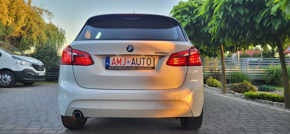 BMW 218 2.0 150 koni System Rozpoznawania Znaków
