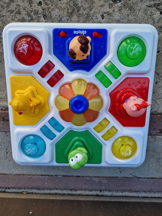 Продам дитячу іграшку Chicco для розвитку