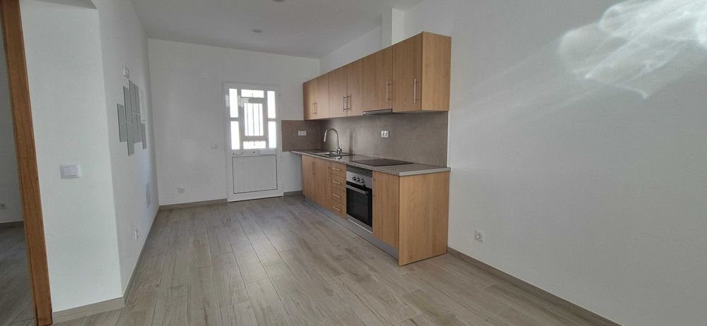 T2 renovado Faro Alto Rodes