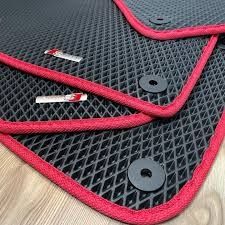 Килимки у салон та багажник.Виробник ціна 1000грн комплект.