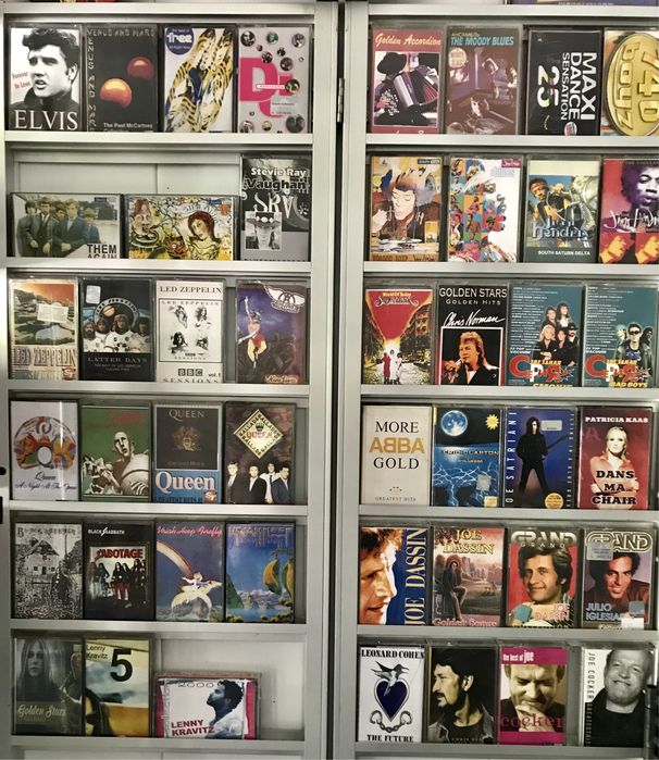 Кассеты с зарубежной музыкой