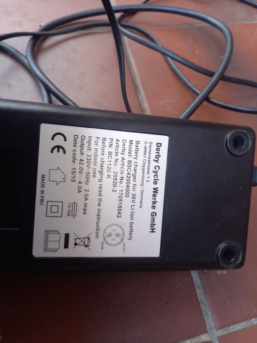 Ładowarka do roweru elektrycznego
