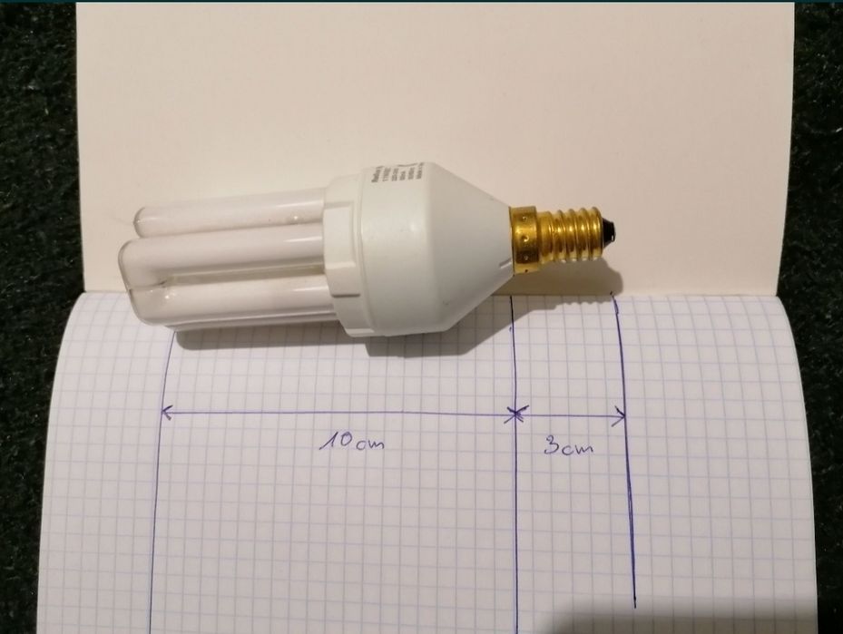 Żarówka Energooszczędna 11W E14 Mały Gwint Długość całkowita 13cm
Żaró