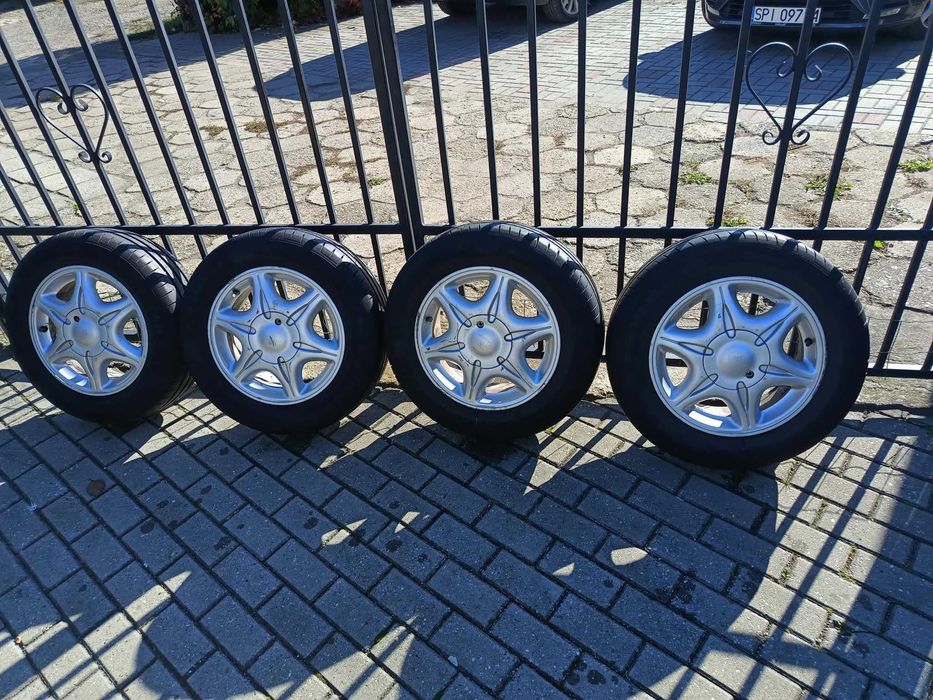 Felgi 15" z oponami Fulda